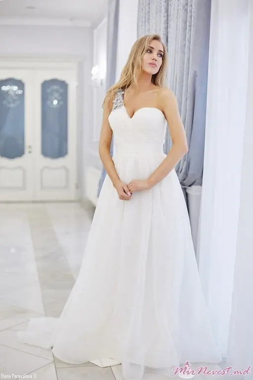 model-Kristina-Ciasovschih-moldova-11