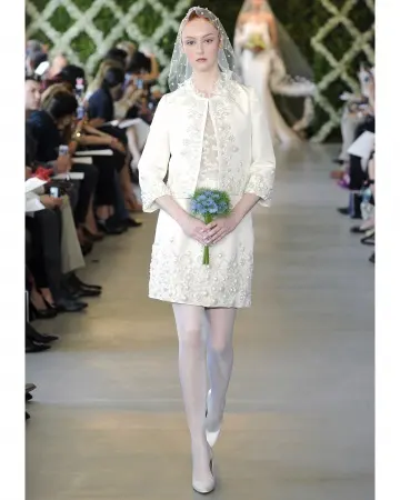 Свадебное коротко платье, Oscar de la Renta