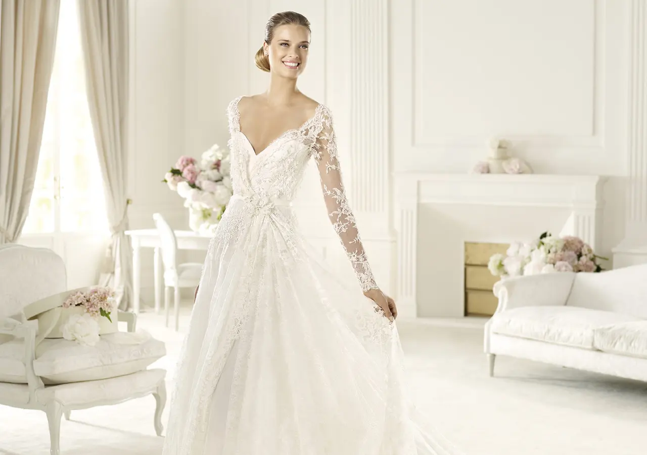 Rochiile de nuntă Elie by Elie Saab
