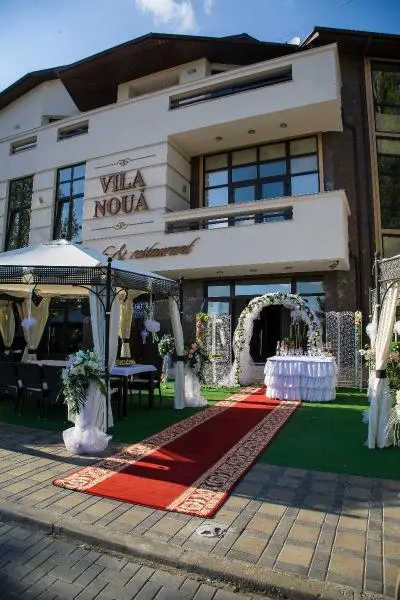 Летняя терраса ресторана Vila Noua