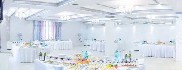 Малый зал ресторана Vila Noua