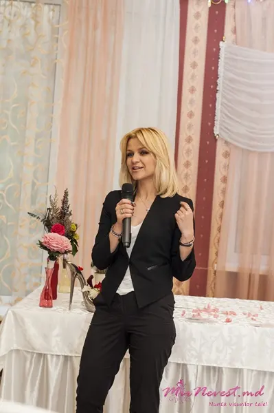 Oxana Konstantinova, salon-ul de mariaj Amadeus