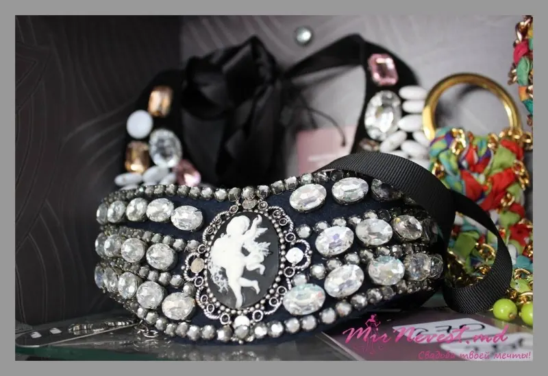 Accesorii de la NADIUSH