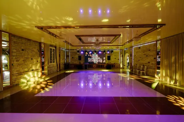 Restaurant "Casa Neamului"